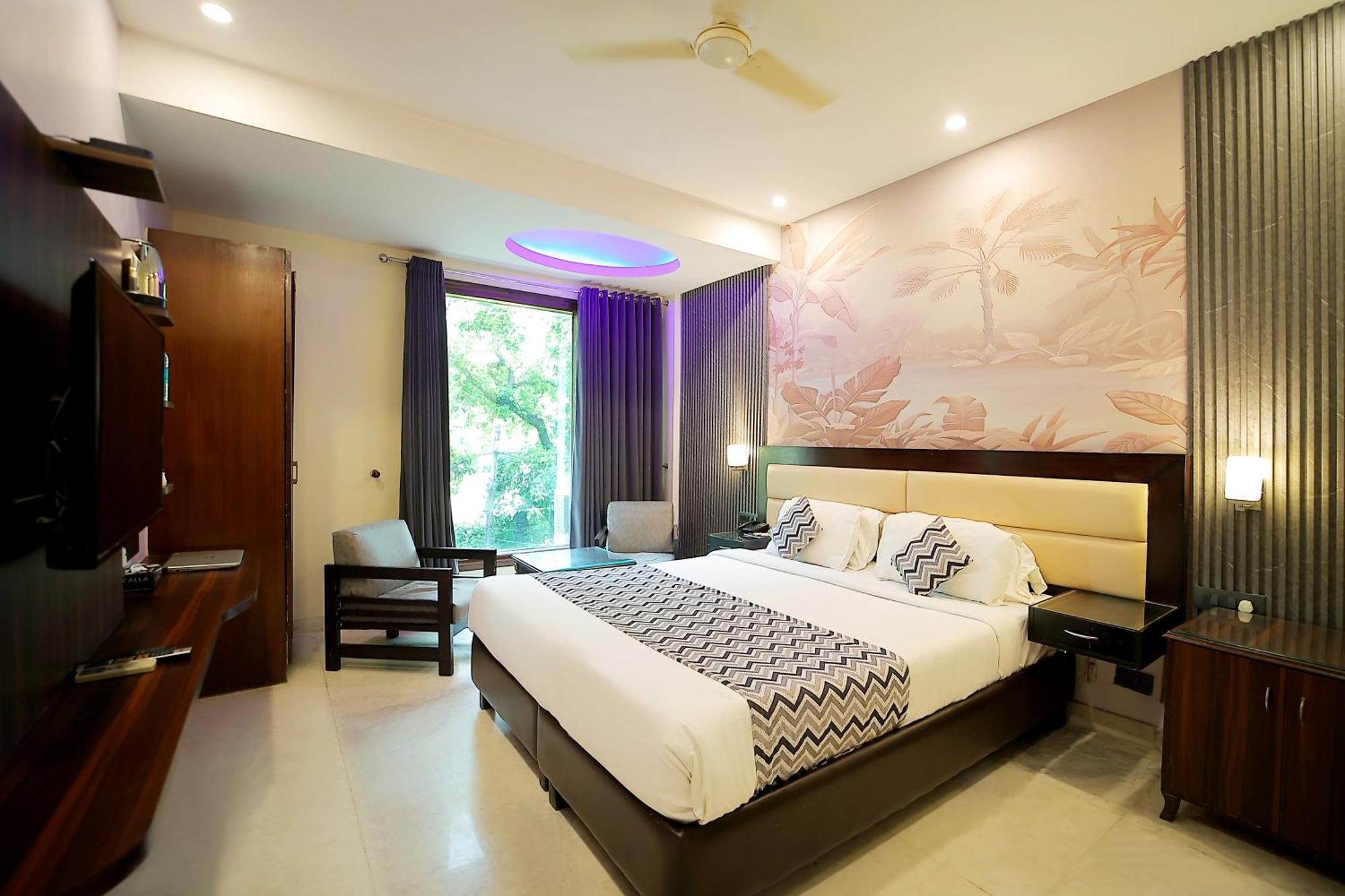 Kastor- Near Nehru Place Hotel 3*