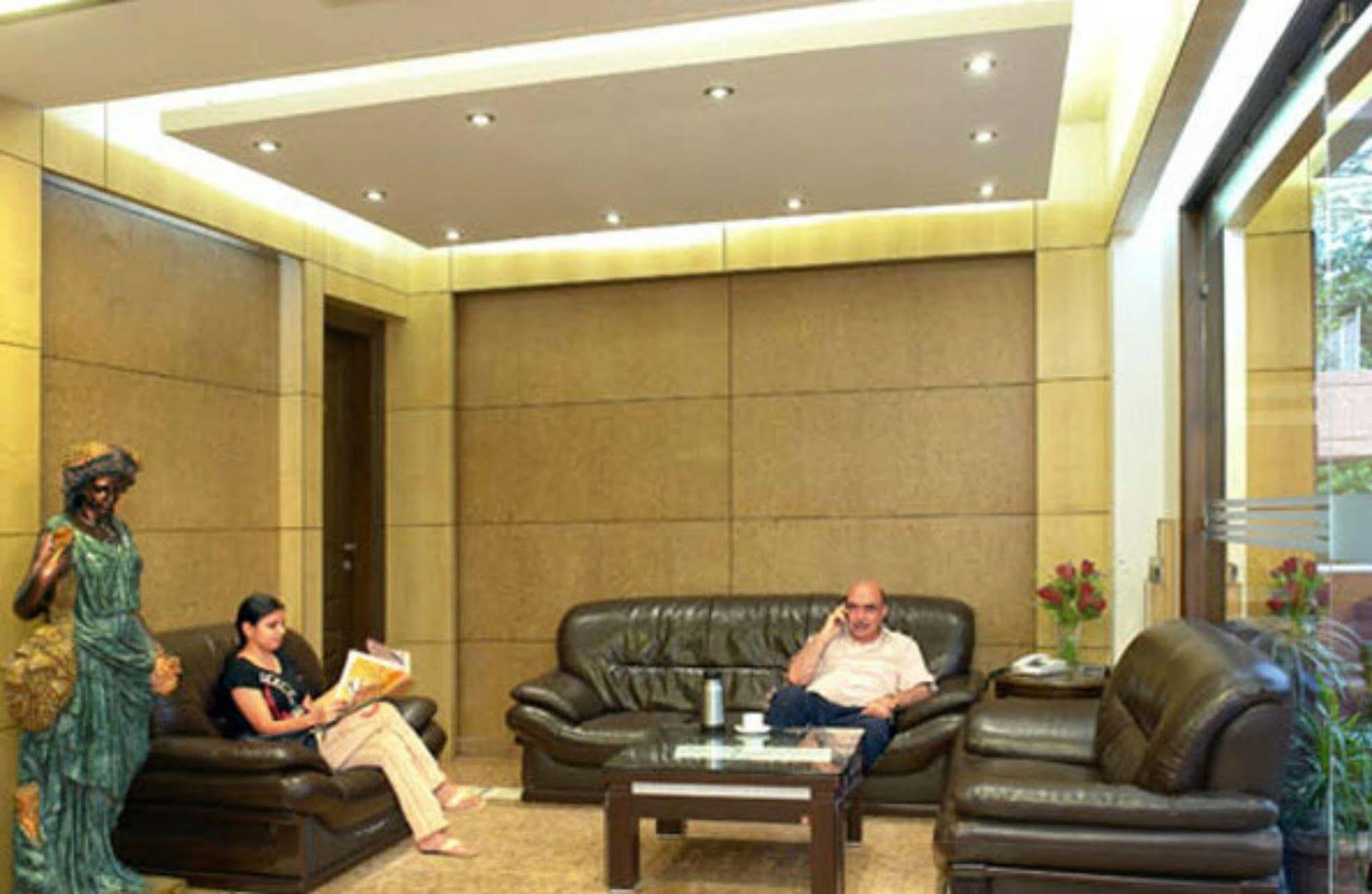 Kastor- Near Nehru Place 3* New Delhi