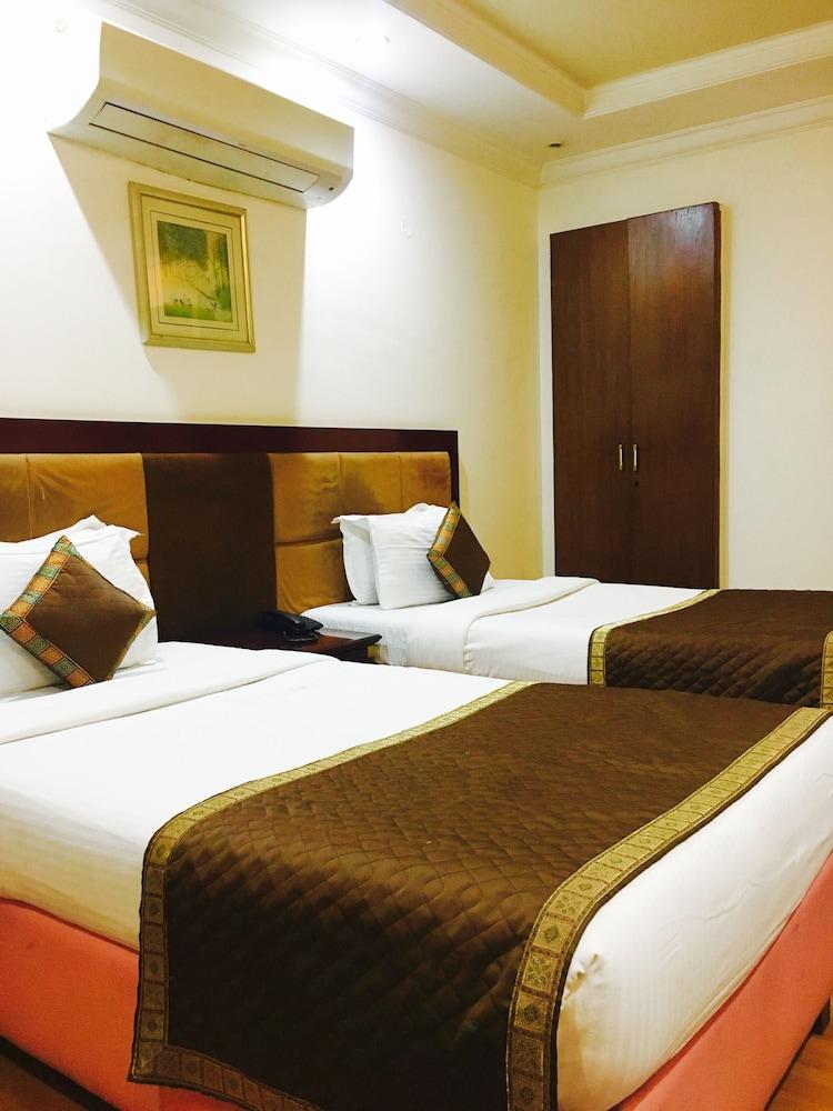Hotel Kastor- Near Nehru Place New Delhi