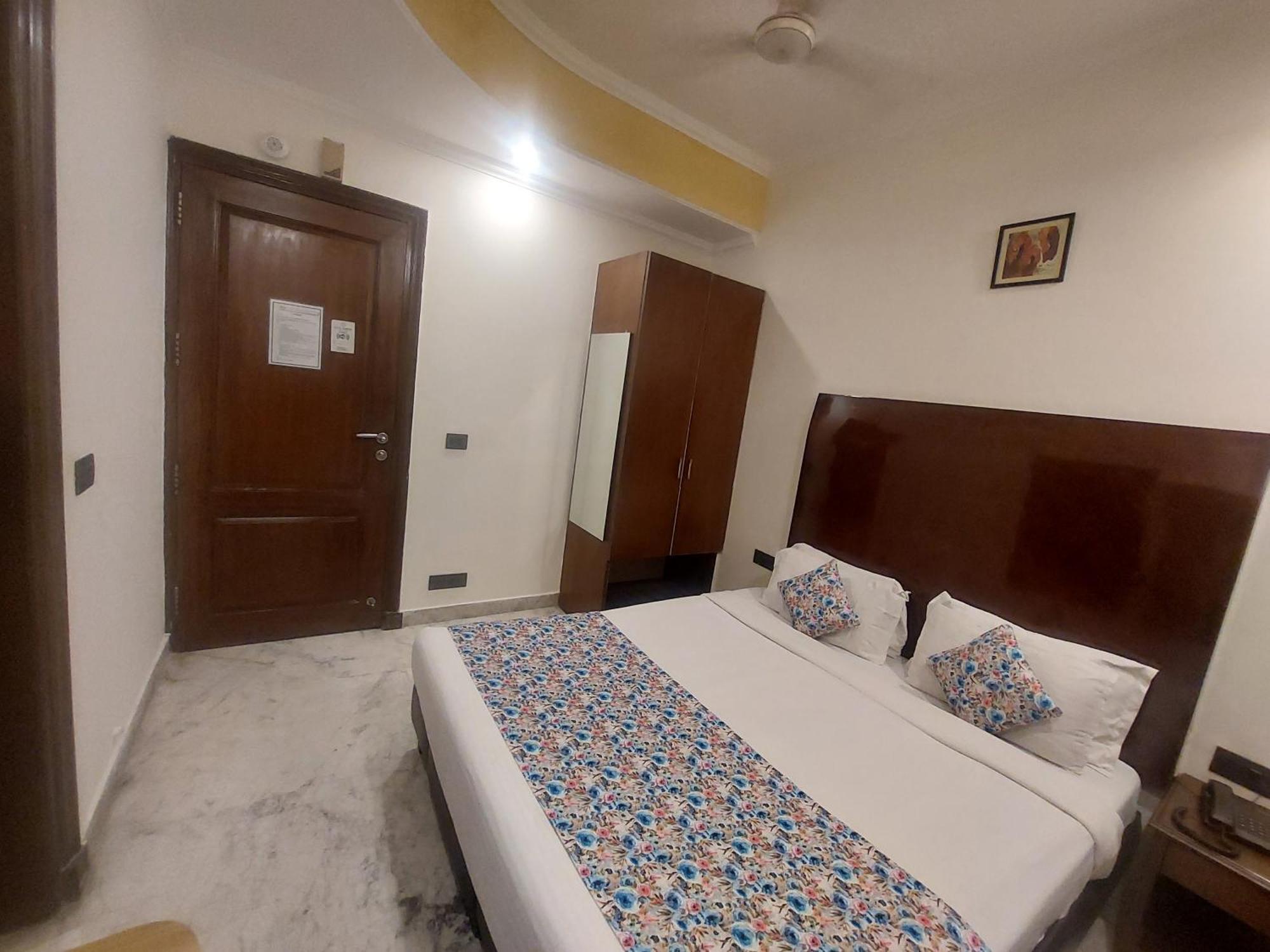 Kastor- Near Nehru Place Hotel New Delhi