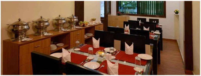 Kastor- Near Nehru Place Hotel 3*