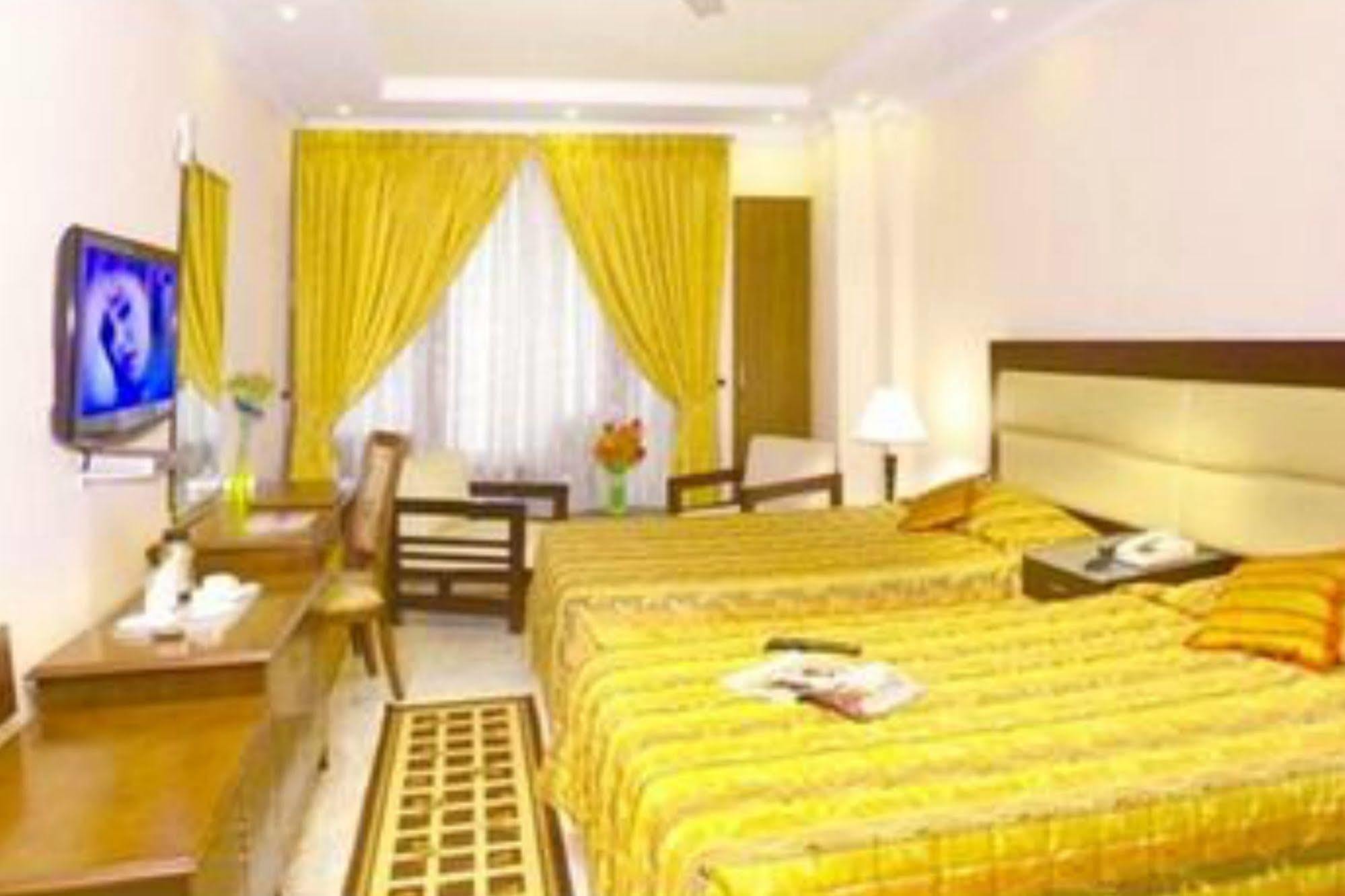 Kastor- Near Nehru Place Hotel New Delhi