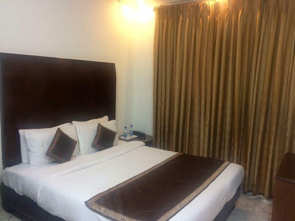Kastor- Near Nehru Place Hotel New Delhi