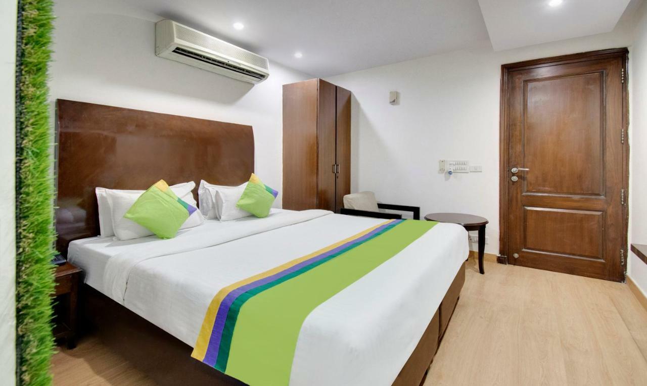 Kastor- Near Nehru Place New Delhi
