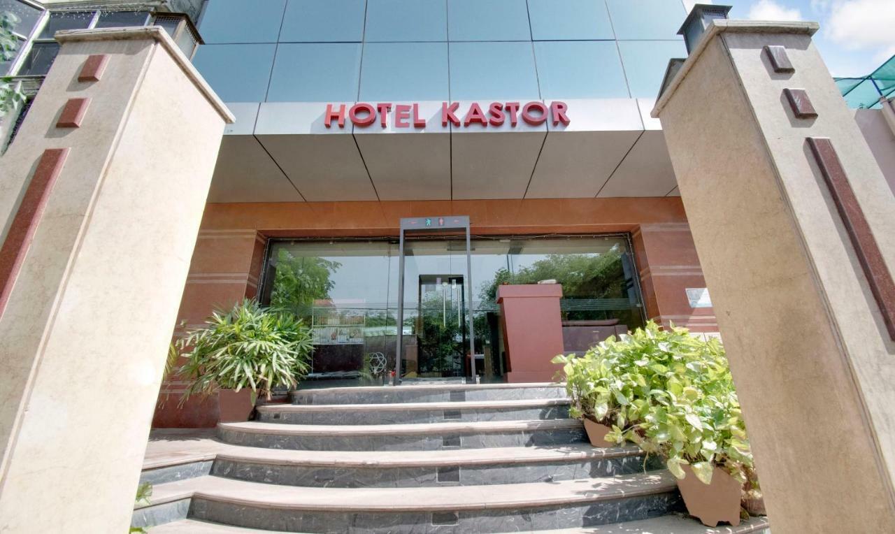 Hotel Kastor- Near Nehru Place