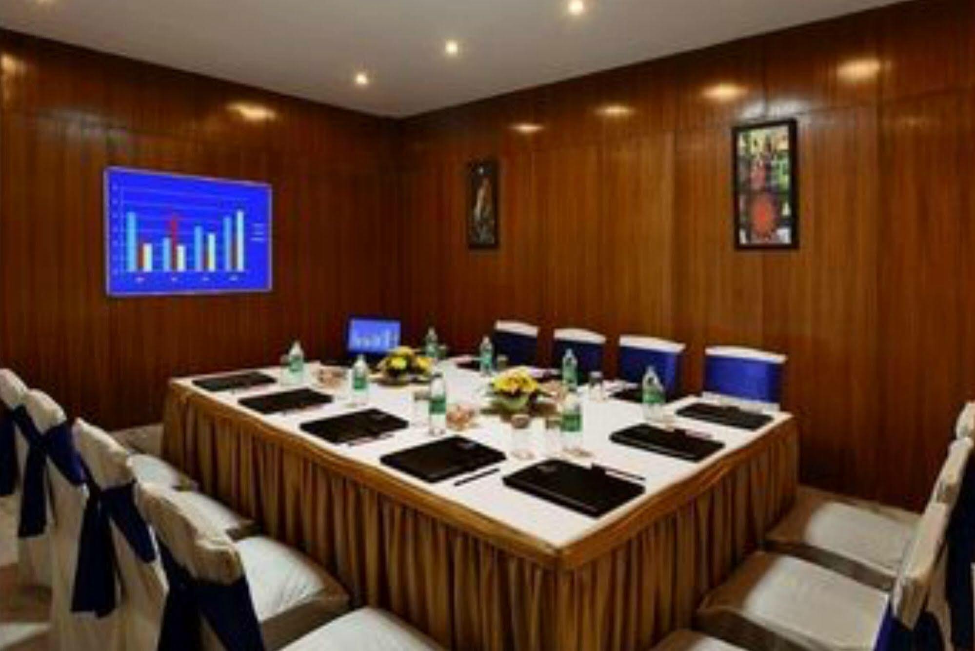 Kastor- Near Nehru Place